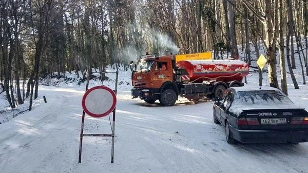 Дорогу на Ай-Петри закрыли из-за надвигающегося снегопада