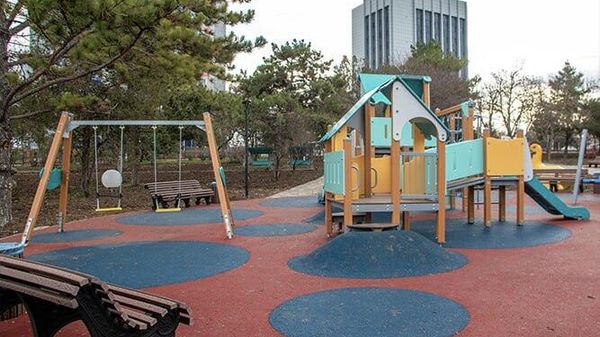 В Симферополе завершили благоустройство Студенческого сквера