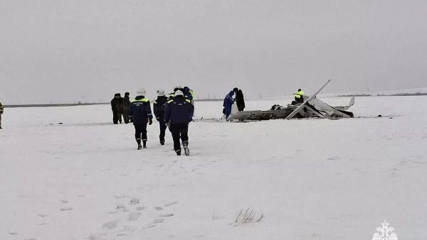 Место крушения учебного самолета в Оренбургской области