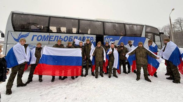 Из украинского плена вернулись 157 российских военных