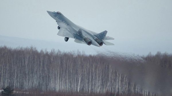 Самолет Су-57