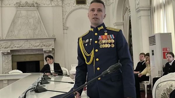 В Ливадийском дворце открылась выставка военкора РИА Новости Крым Защитники Отечества