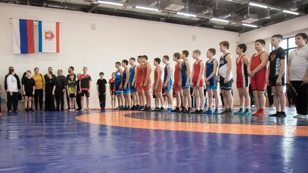 В Симферополе на базе спортивной школы открыли новый зал для греко-римской борьбы