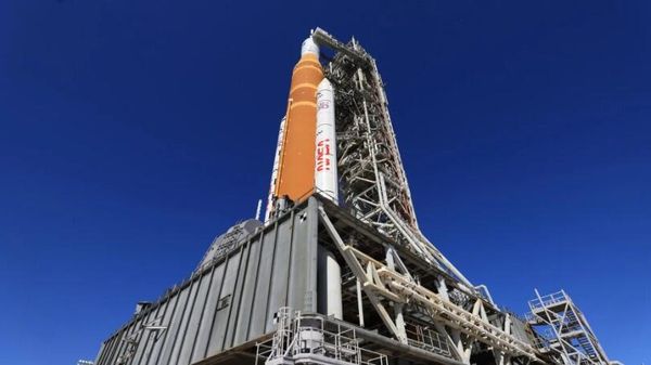 Ракета-носитель SLS (Space Launch System) и космический корабль Orion НАСА 