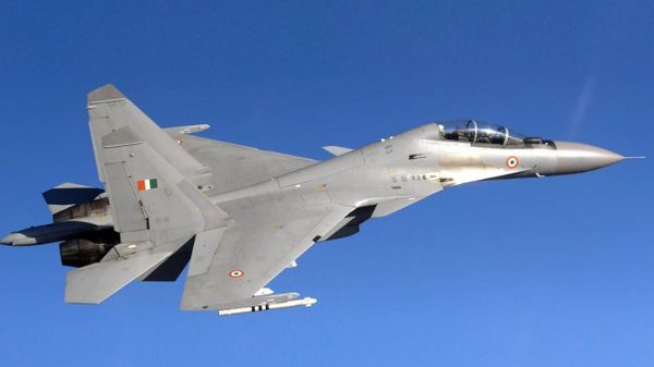 Истребитель индийских ВВС Су-30МКИ . Архивное фото