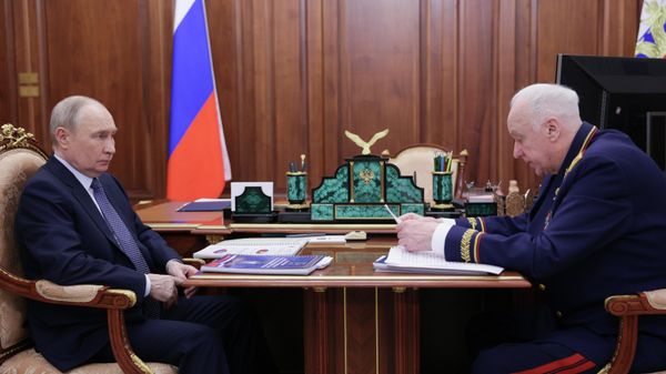 Президент Владимир Путин встретился с председателем СК РФ Александром Бастрыкиным