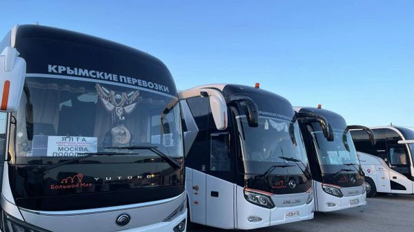 Автобусы на автовокзале