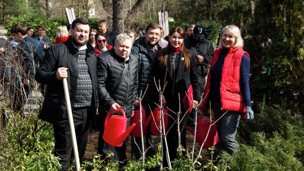 Акция по высадке крымского мемориального дерева Пятиствольный каштан Процветание в Единстве