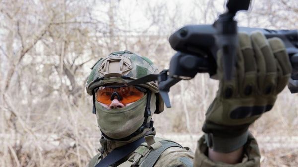 Боец ВС РФ