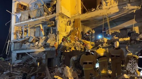 В Севастополе при взрыве в жилом доме погибли два человека и ранены восемь