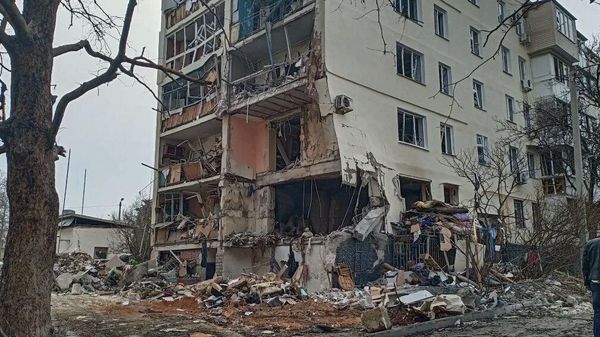 Последствия взрыва в жилой пятиэтажке в Севастополе