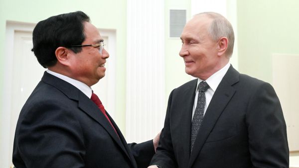 Встреча президента РФ Владимира Путина с премьер-министром Вьетнама Фам Минь Тинем