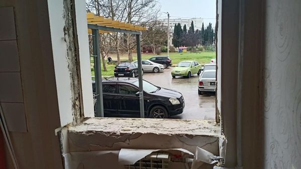 В Севастополе начали ремонт окон в пострадавших при взрыве квартирах в доме на Корчагина 