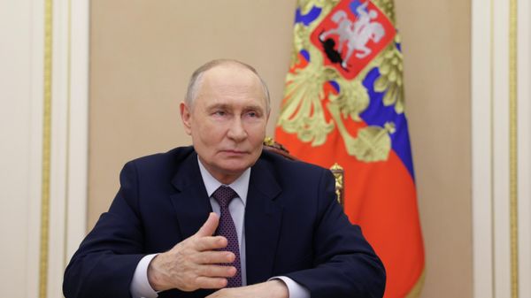 Видеообращение президента Владимира Путина к участникам Международного транспортно-логистического форума