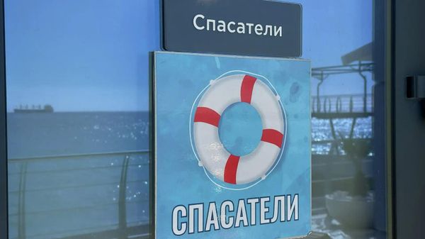 Спасательный пост на пляже в Ялте
