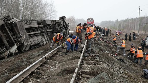 В Ульяновской области сошел с рельсов пассажирский поезд