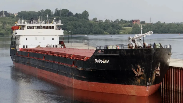 В Азовском море затонул сухогруз