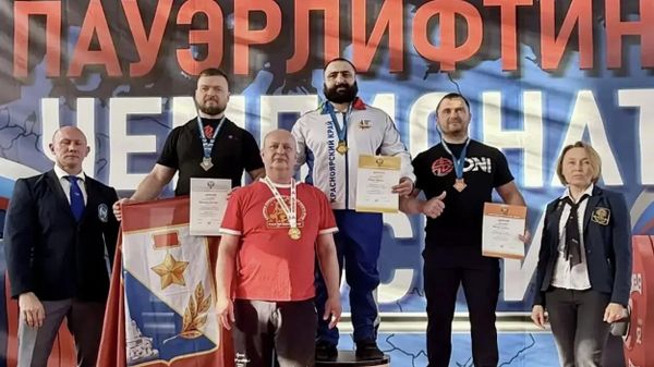 Севастопольские пауэрлифтеры завоевали золото и серебро на чемпионате России