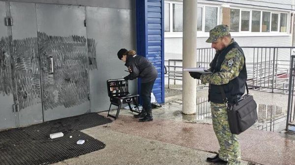 В Пермском крае 17-летний ученик ранил ножом учителя