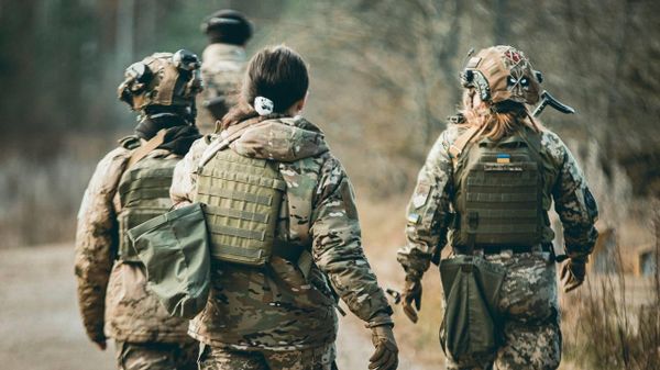 Женщины-военнослужащие на Украине