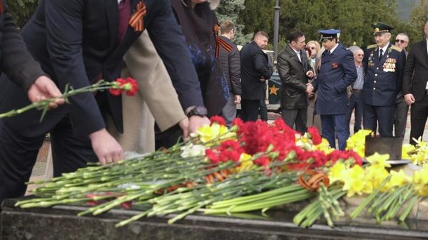 Керчь празднует 82-ю годовщину освобождения от фашистов