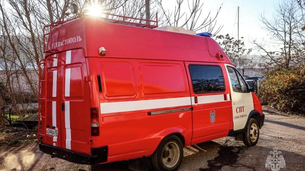 В Севастополе на пожаре в коммунальной квартире спасли шестерых и эвакуировали 18 жильцов