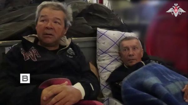 Освобожденные из нигерийского плена сотрудники российской геологоразведочной компании – россиянин Олег Грета и гражданин Украины Юрий Юров