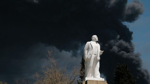 Пожар в Туапсе после атаки ВСУ