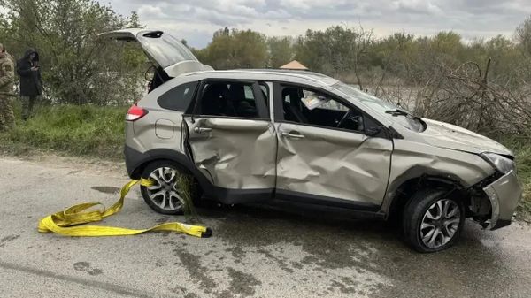Машина упала в реку Кубань, двое погибли