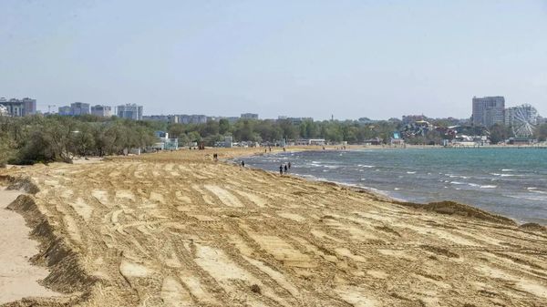 Пляжи Анапы засыпали новым песком
