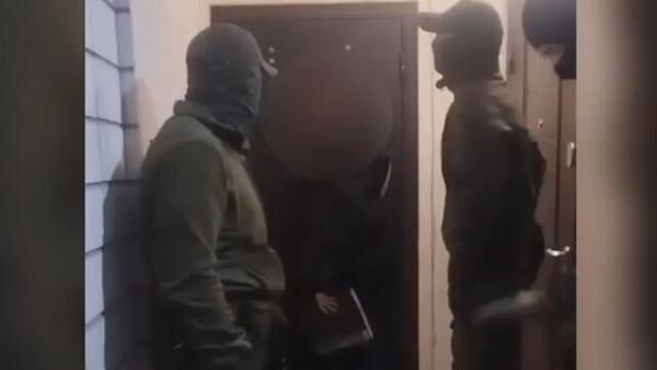 Полиция Крыма задержала лжепродавца видеокарт за мошенничество на миллион 