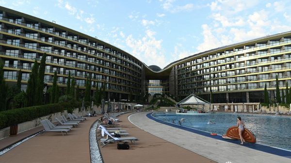 В Крыму инвесторы чаще всего вкладывают деньги в гостиничный комплекс и общепит
