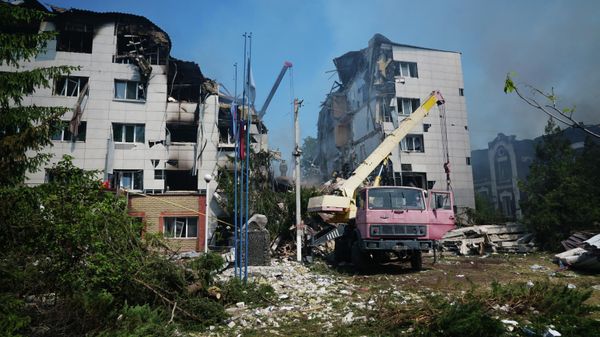 Последствия беспилотной атаки ВСУ в Старобельске (ЛНР)