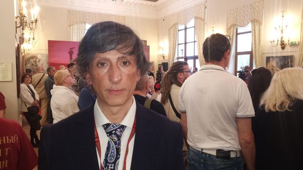 Артист театра и кино, участник 35-го Международного кинофорума Золотой витязь Тимофей Окроев