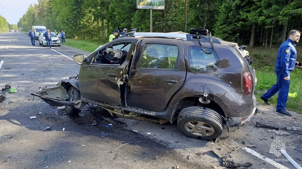 Двое детей и двое взрослых погибли в ДТП под Петербургом