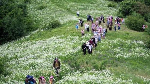 Крестный ход в Крымских горах