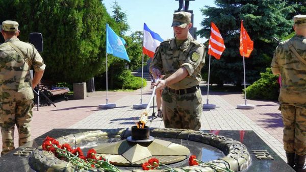 Жители Керчи присоединились к акции Путь Победы