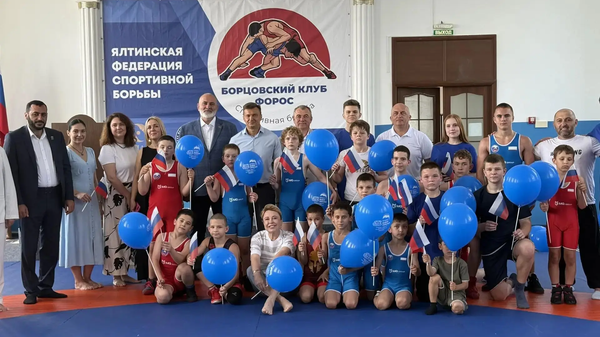 В Форосе открылся зал спортивной борьбы для школьников