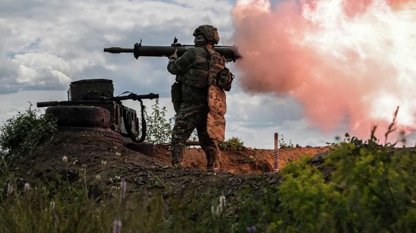 Боевая подготовка штурмовых подразделений бригады Волки в ЛНР