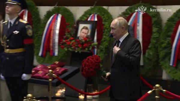 Владимир Путин простился с Сергеем Ивановым