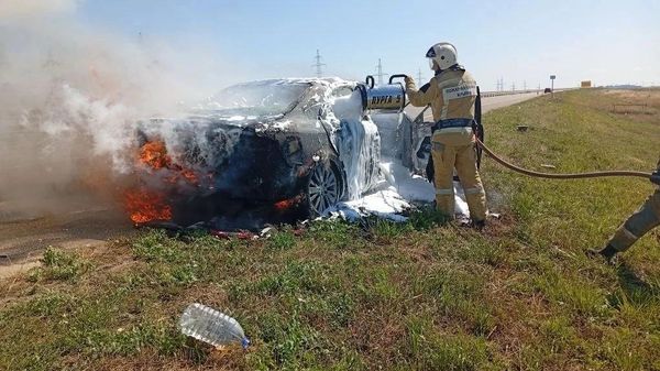 Тушение возгорания автомобиля