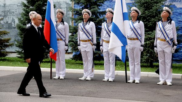 Рабочая поездка президента Владимира Путина в Санкт-Петербург 