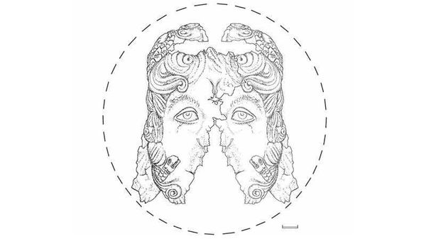 Серебряный горгонейон из культового комплекса Эклизи-Бурун. Графическая реконструкция В. Мордвинцева.