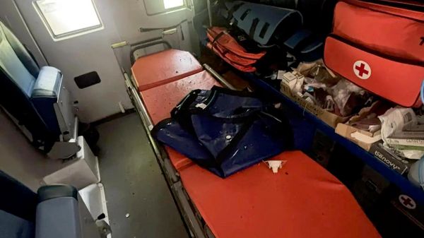 Дрон ВСУ атаковал машину скорой помощи в Херсонской области