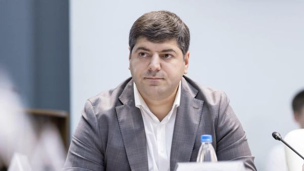 Анушаван Агаджанян