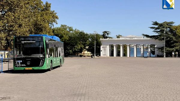 Автобус в Севастополе