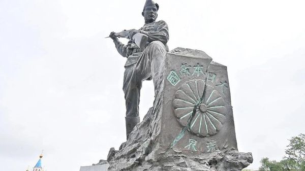 Монумент Победы в Хабаровске