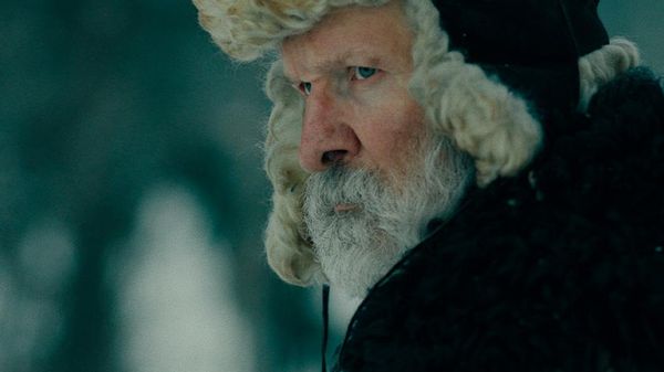 Очень хорошо актеру удалась роль нелюдимого Матвея Кузьмича Кузьмина  - самого пожилого героя СССР. 