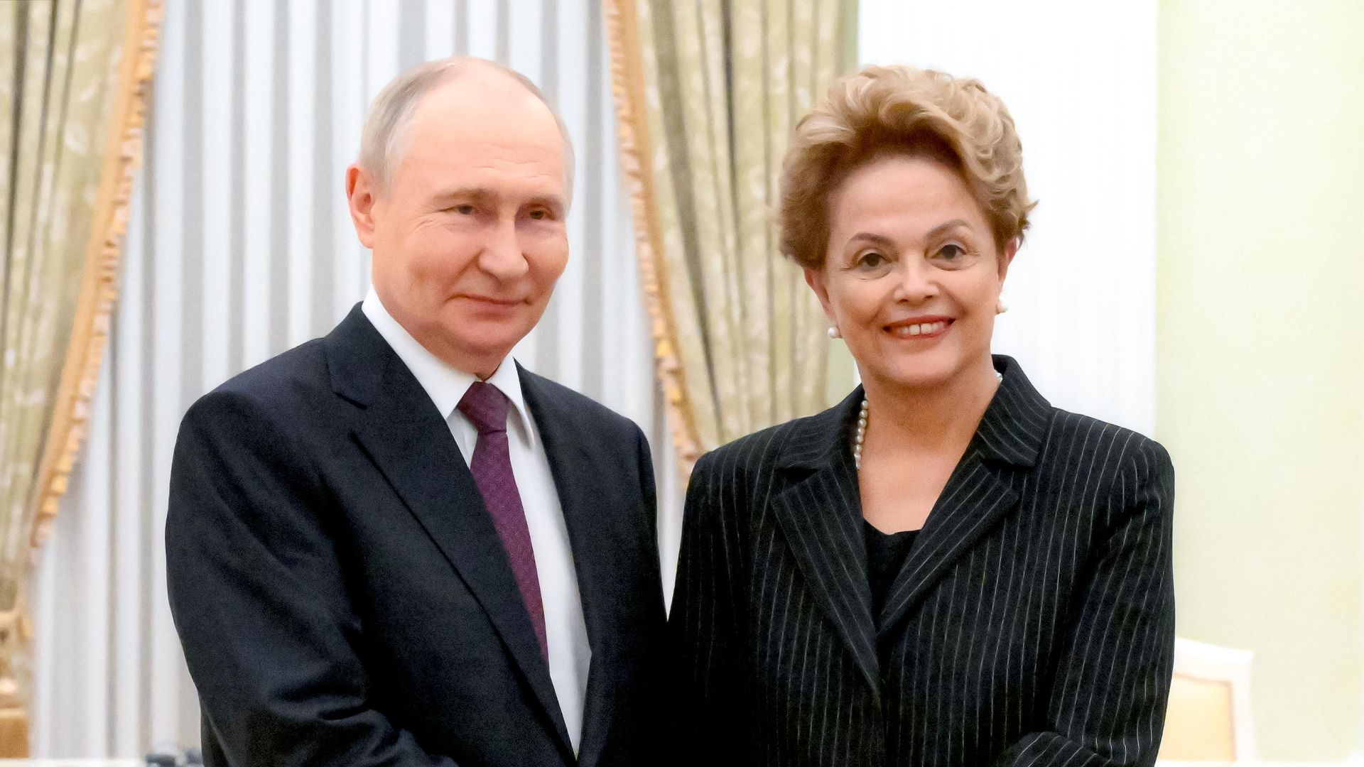 Встреча президента РФ Владимира Путина с президентом Нового банка развития Дилмой Руссефф - РИА Новости, 1920, 11.09.2026