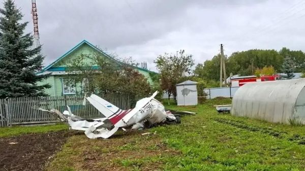 Пассажир и пилот самолета Cessna-172 погибли в результате катастрофы в Татарстане